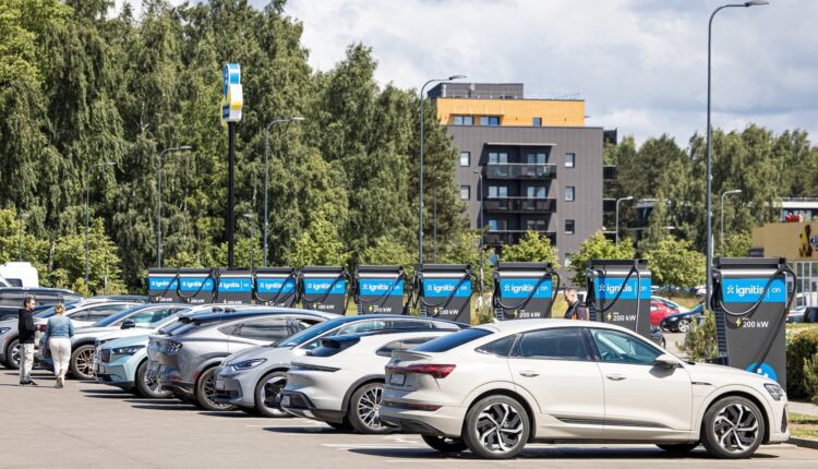 Ignitis ON elektromobilių įkrovimo parkas Palangoje